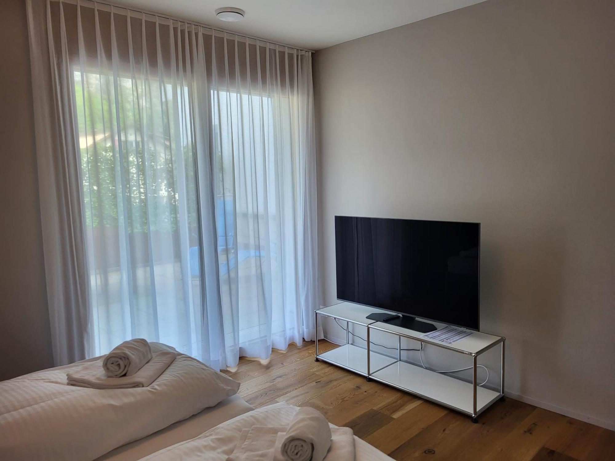 Modern City Apartments Интерлакен Экстерьер фото
