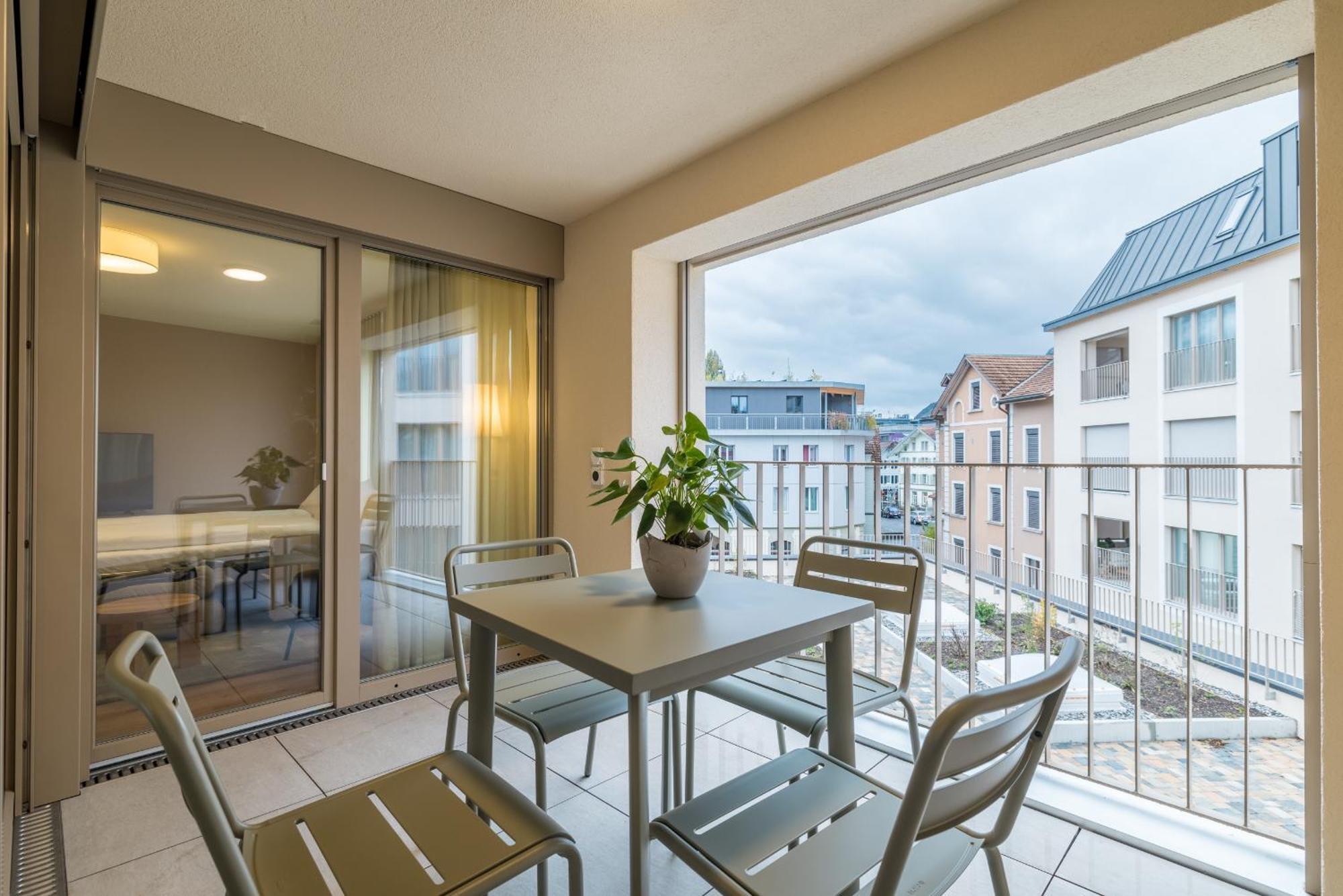 Modern City Apartments Интерлакен Экстерьер фото